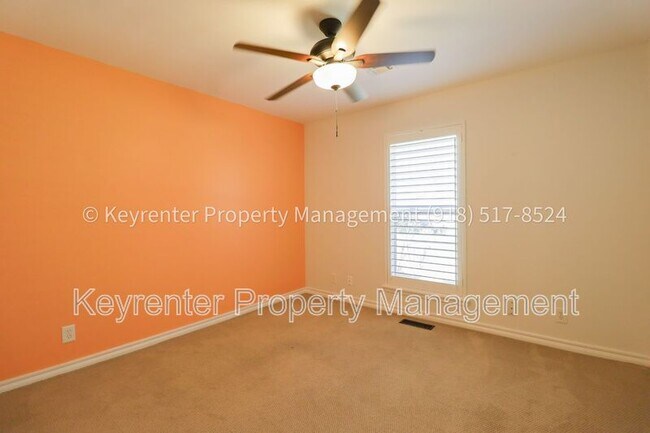 Building Photo - 3702 E 85th Pl