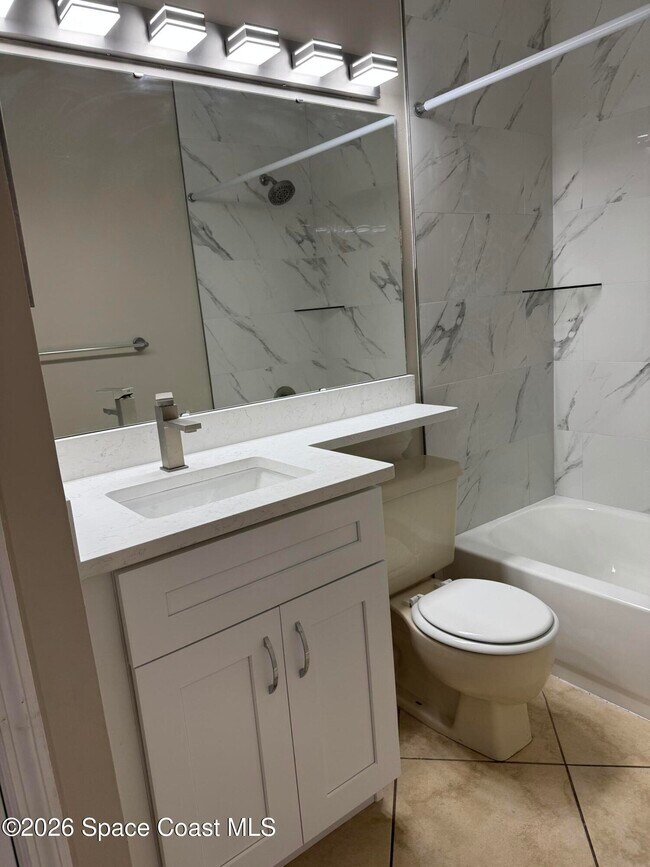 Building Photo - 118 Beach Park Ln