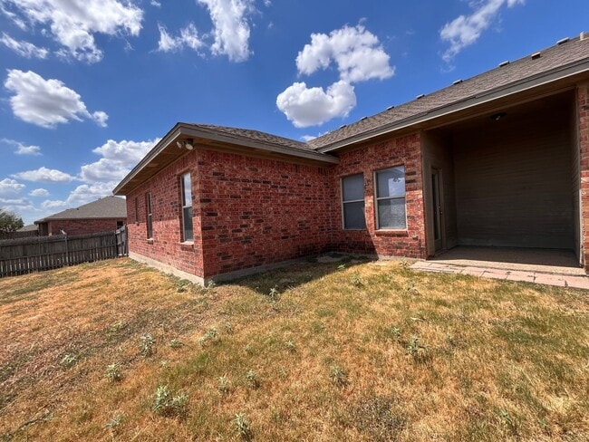 Building Photo - 3040 Breton St