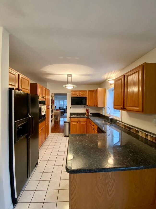 Building Photo - Spacious 3BR Home Minutes from Downtown Johnson City | W/D Included | Garden Beds