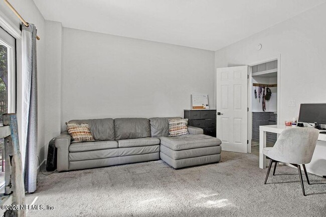 Building Photo - 1542 Cellar Cir