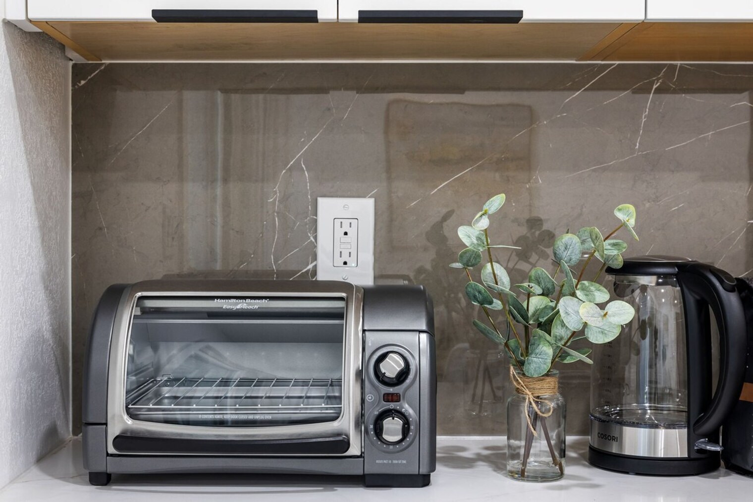 Building Photo - 1317 Donohue Dr