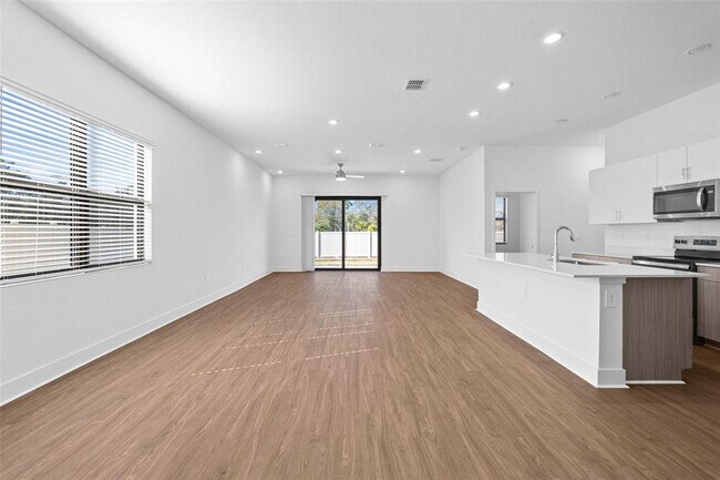 Building Photo - 14413 STELLAR Pl