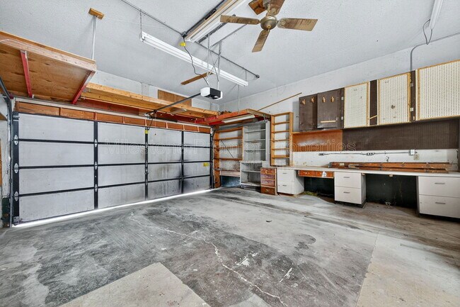 Building Photo - 3014 Jennifer Ave