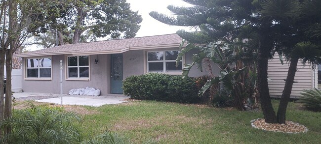 Building Photo - 6737 Udell Ln