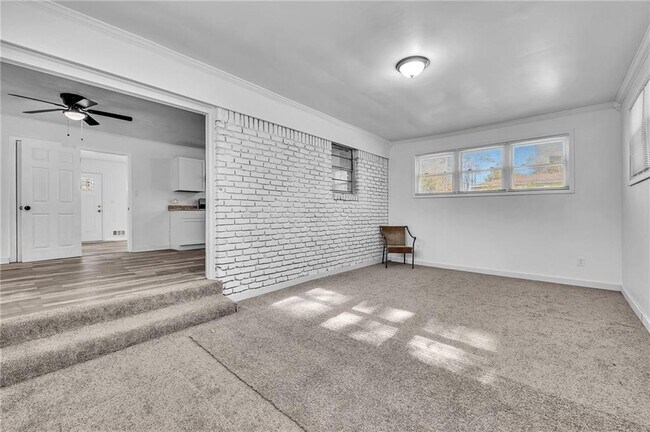 Building Photo - 2356 County Line Rd SW