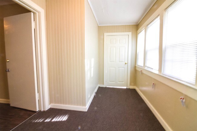 Building Photo - 809 N 45th St