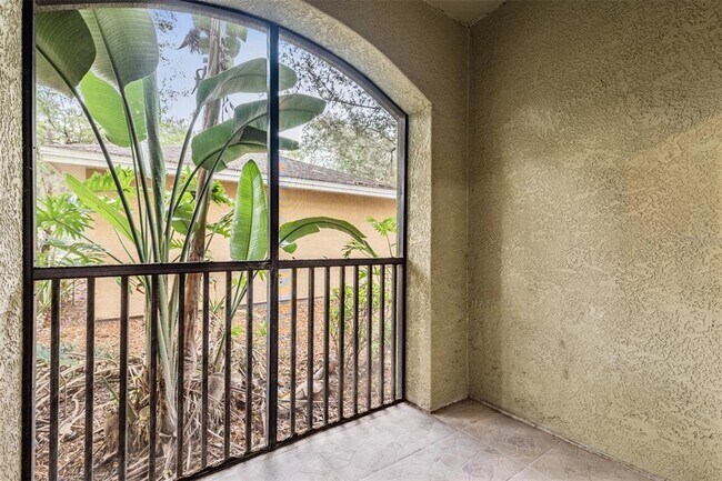 Building Photo - 10108 Courtney Oaks Cir