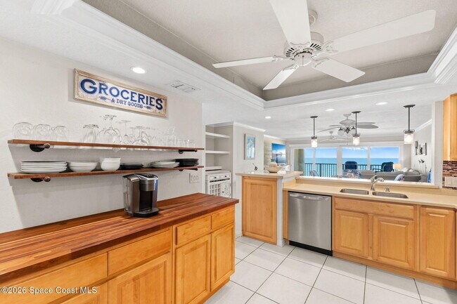 Building Photo - 155 Jimmy Buffett Mem Hwy