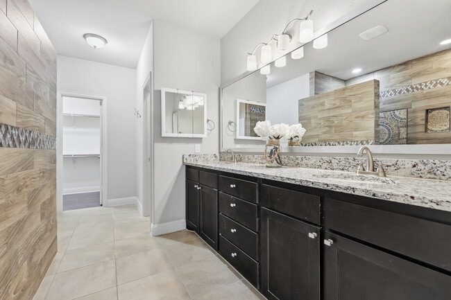 Building Photo - 4229 Broadway Ave