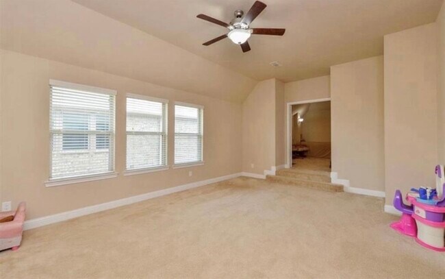 Building Photo - 11111 Glasgill Ct