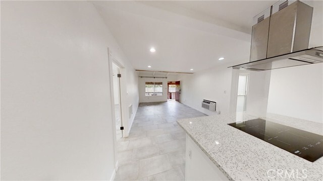 Building Photo - 1030 W MacArthur Blvd