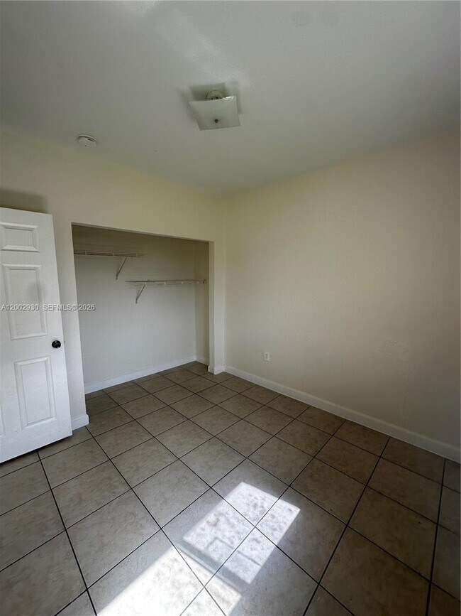 Building Photo - 26524 SW 138th Ave