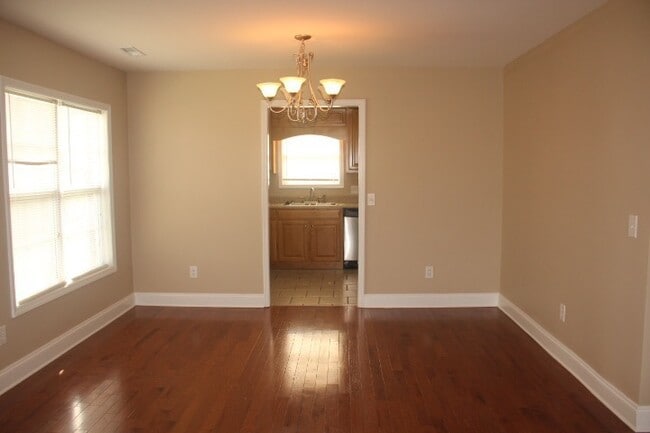 Building Photo - End of cul-de-sac quiet rancher in Owens Cross Roads