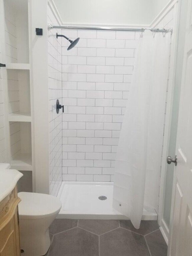 Building Photo - 6047 Wayne Memorial Dr