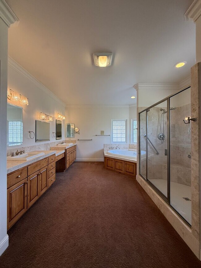 Building Photo - Beautiful Orcutt Custom Home in Solomon Estates on Approx One Acre