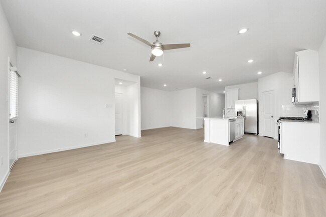 Building Photo - 7706 Smooth Vly Ct