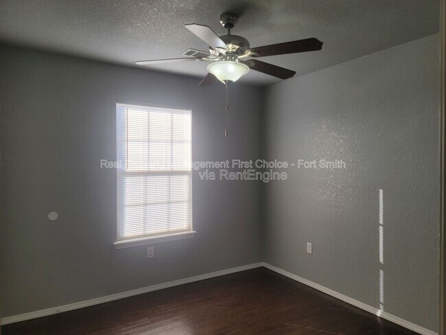 Building Photo - 2021 Ingalls Ln