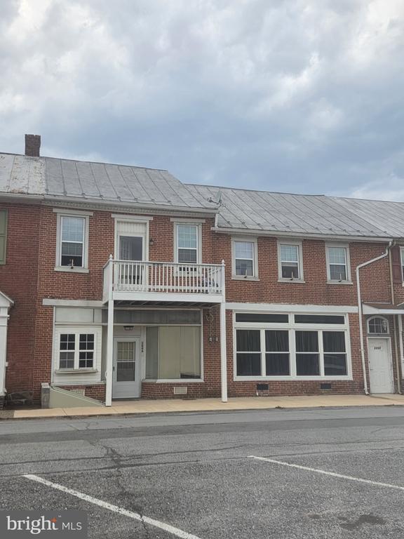 Building Photo - 304 N Front St