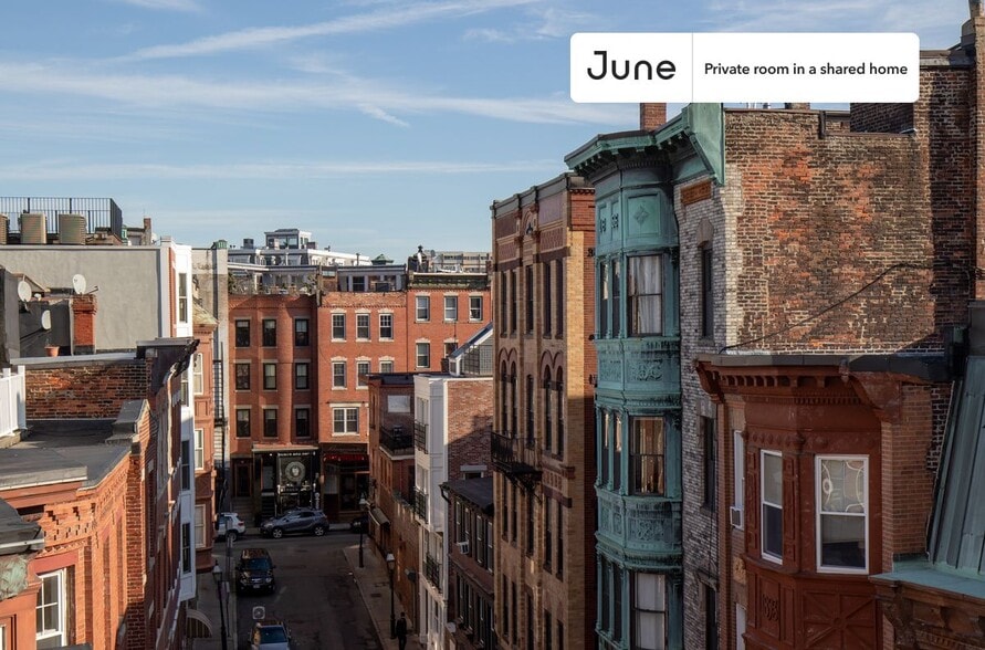 Building Photo - Room in Shared 3 bed/1 bath home