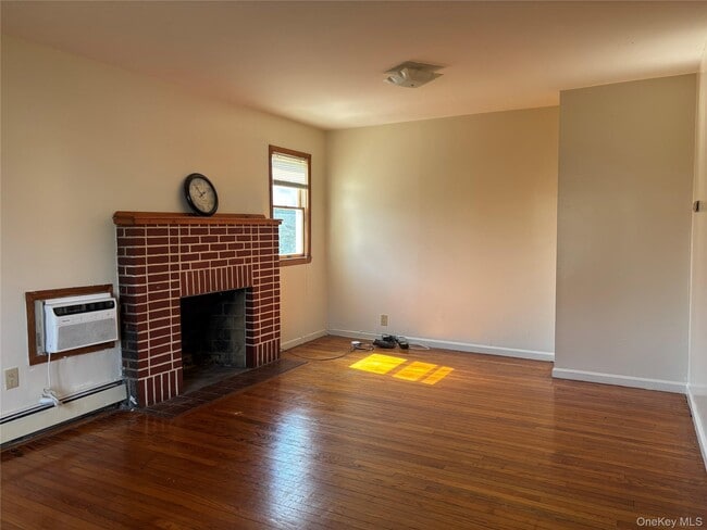 Building Photo - 47 Hartwell Pl