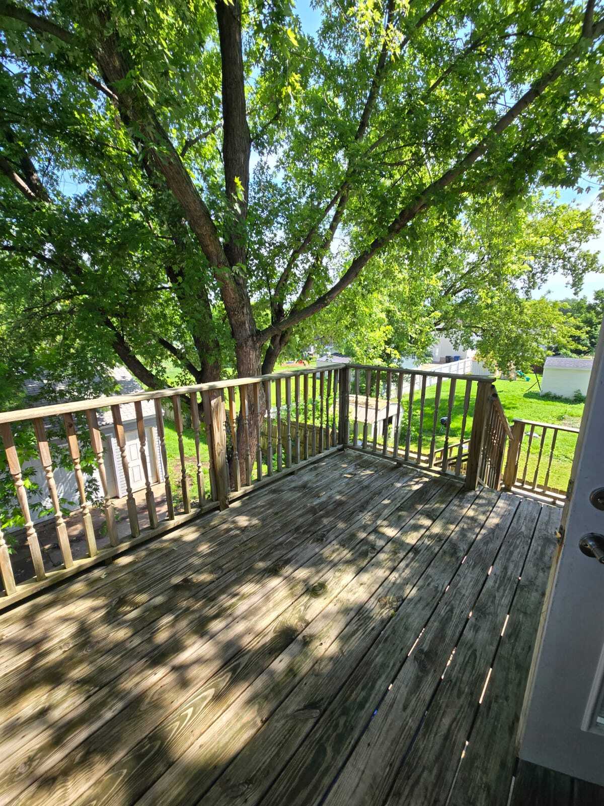 Building Photo - 422 W 17th Ave