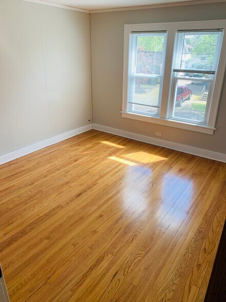 Building Photo - 1443 Fremont Ave NW