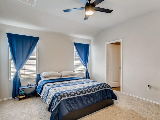 Building Photo - 5909 Ronee Leah Dr