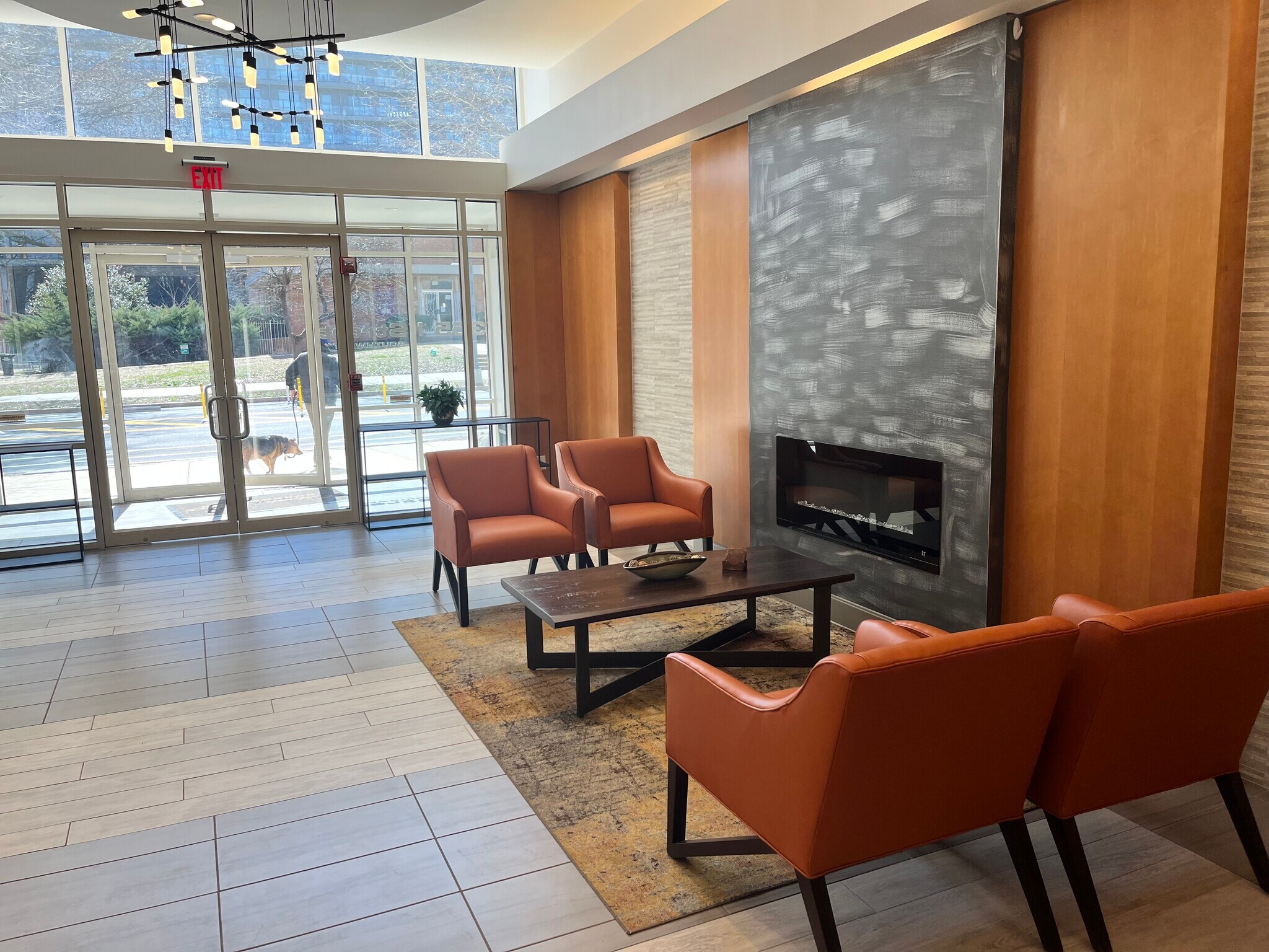 Building Photo - 355 I St SW