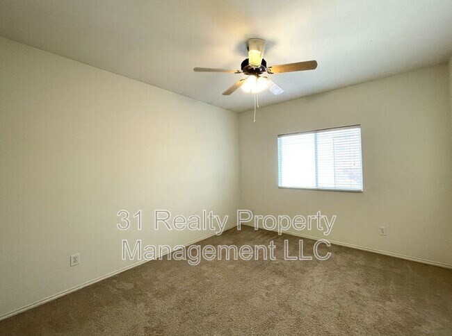 Building Photo - 4108 Hedgerow Dr