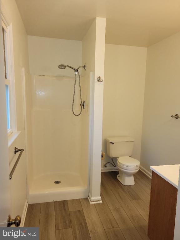 Building Photo - 104 Crutchfield Cir