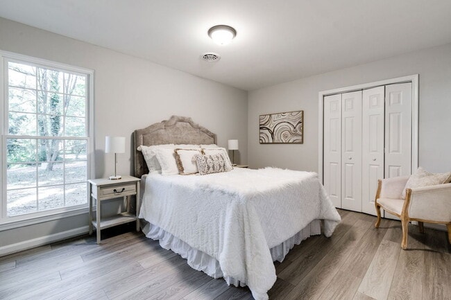 Building Photo - 15909 Dockside Ct