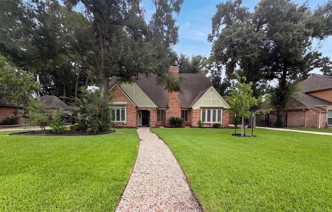 Building Photo - 5614 Spanish Oak Dr