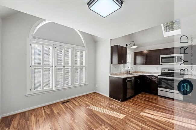 Building Photo - 14304 Cove Ridge Pl