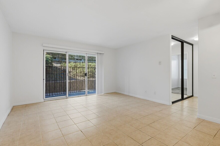 Building Photo - 2360 Hosp Way