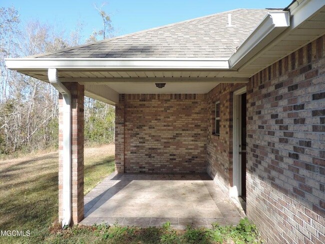 Building Photo - 207 Reed Ave