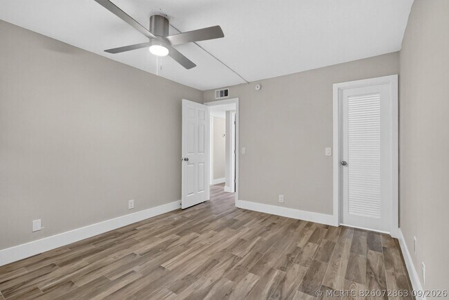 Building Photo - 770 Normandy Trail