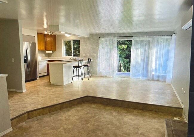 Building Photo - Charming Sudden Valley home with large fla...