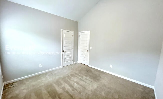 Building Photo - 1025 Echo Rdg Rd