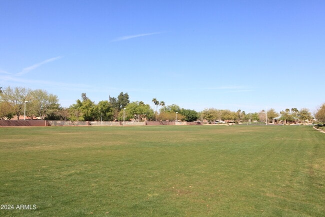 Building Photo - 514 S Marina Dr
