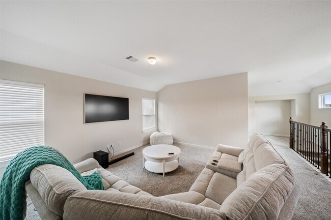 Building Photo - 4237 Red Cedar Ring Ln