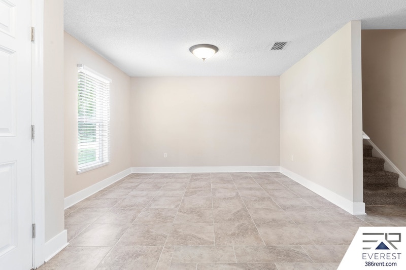 Building Photo - 67 Zinnia Trail