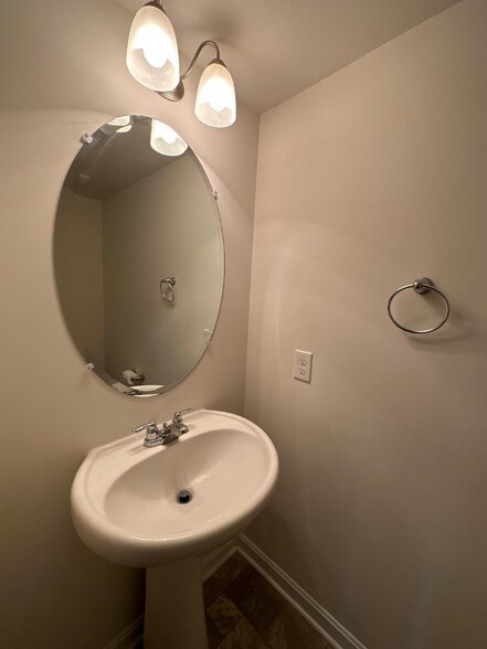 Building Photo - 309 Magellan Dr