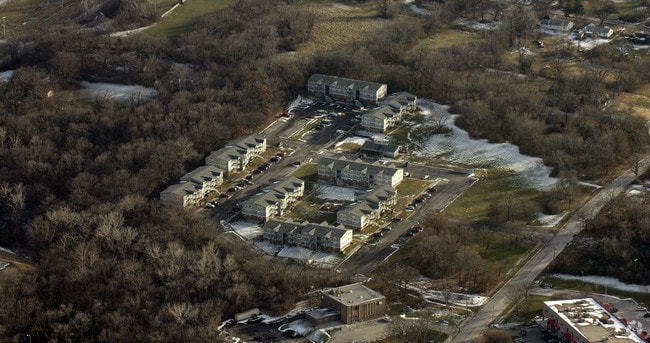 Building Photo - Park Highlands