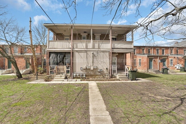 Building Photo - 794 S 22nd St