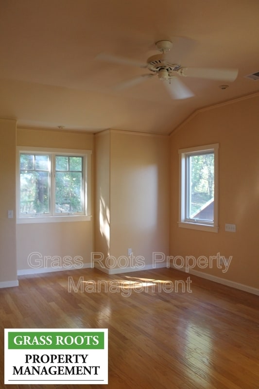 Building Photo - 16600 Bush Rd
