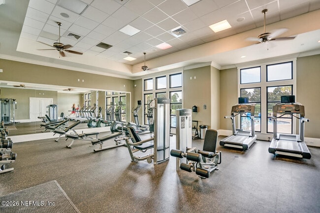 Building Photo - 232 S Hampton Club Way