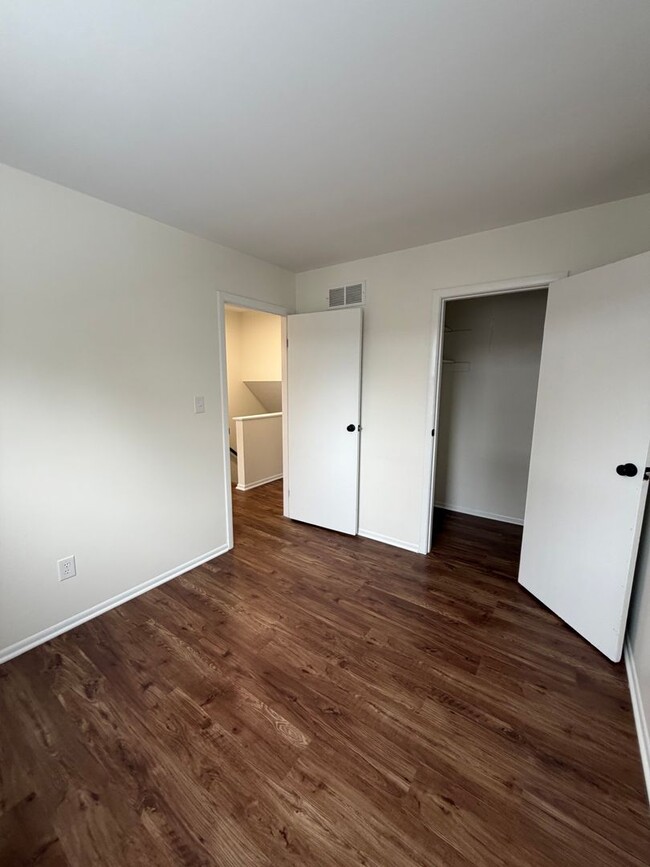 Building Photo - 1530 Genessee Ave