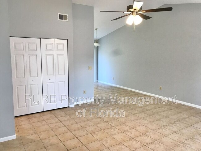 Building Photo - 3085 SW 97th St