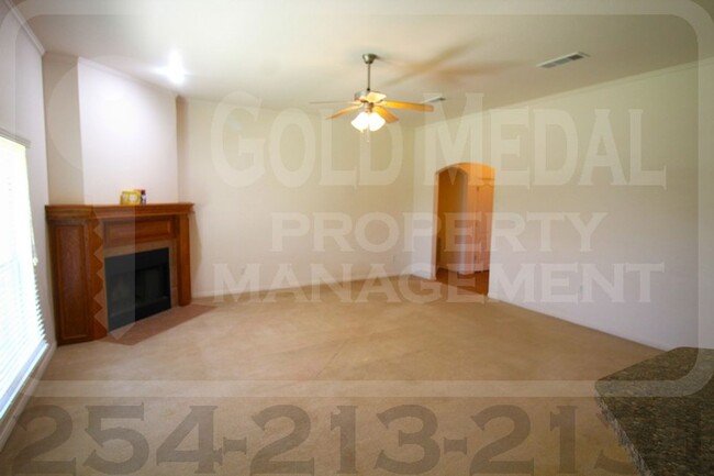 Building Photo - 3604 Llano Estacado Ct